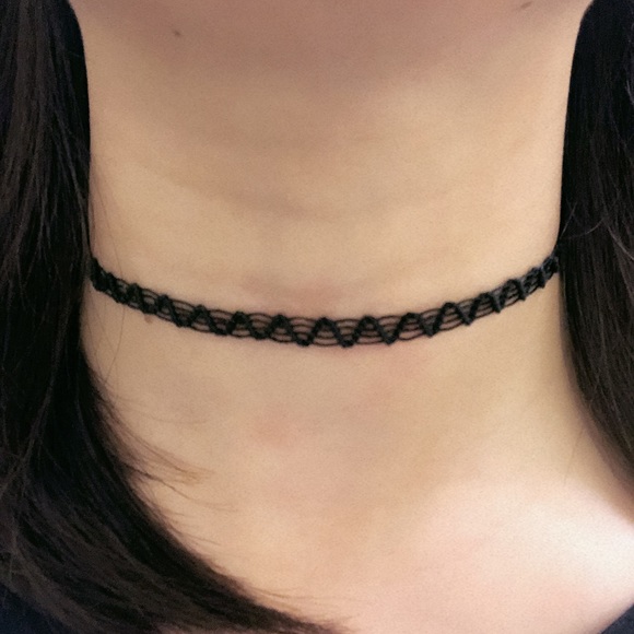 Those are necklaces. - Picture 3 of 4